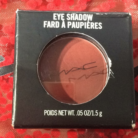 Mac eye shadow - Picture 2 of 6
